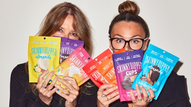 Amy Schumer and Mark Wahlberg join SkinnyDipped’s $12M Series A
